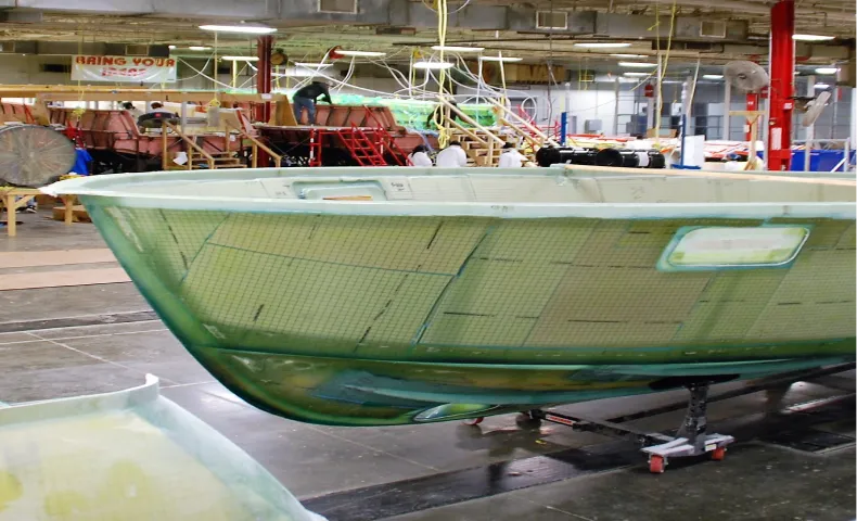 Lower center of gravity on an MJM yacht