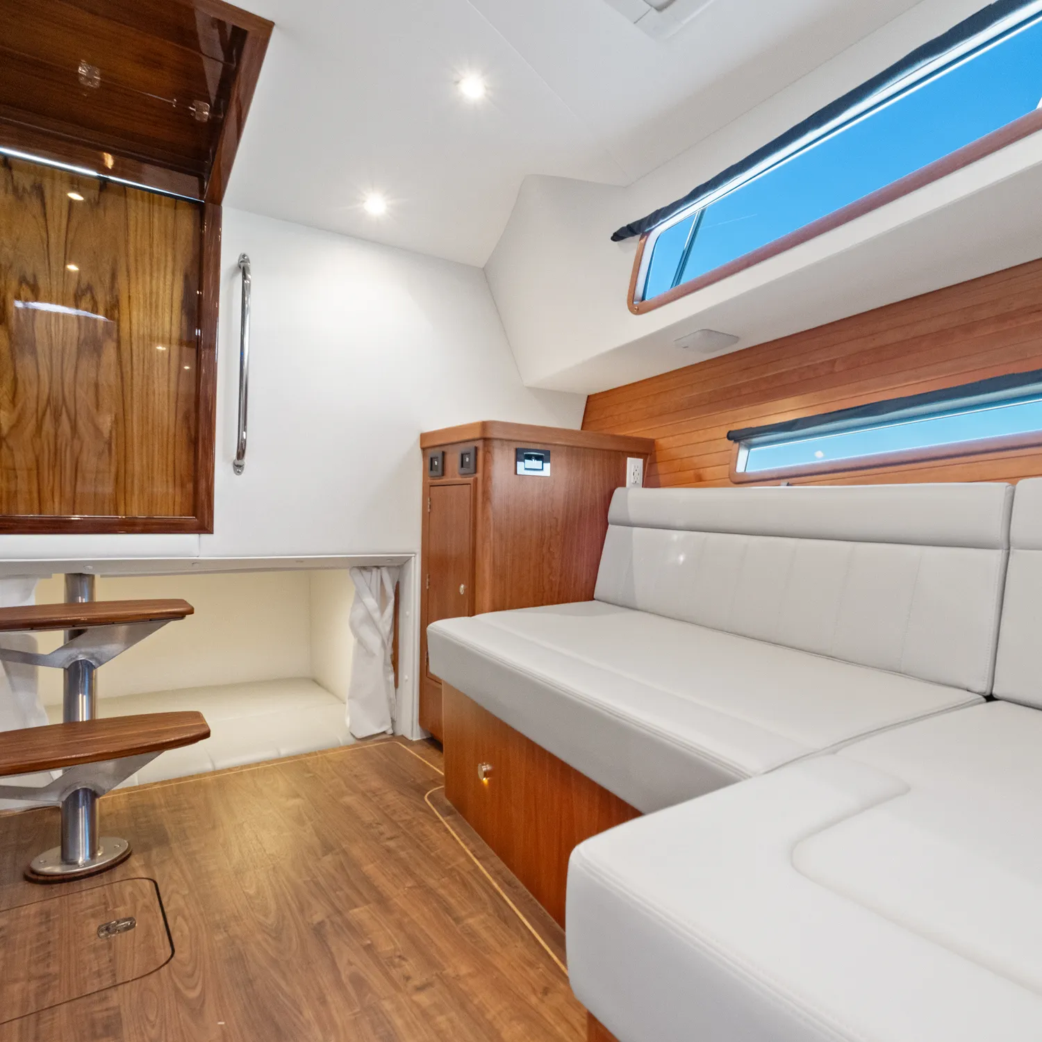 MJM 47R gallery image 3