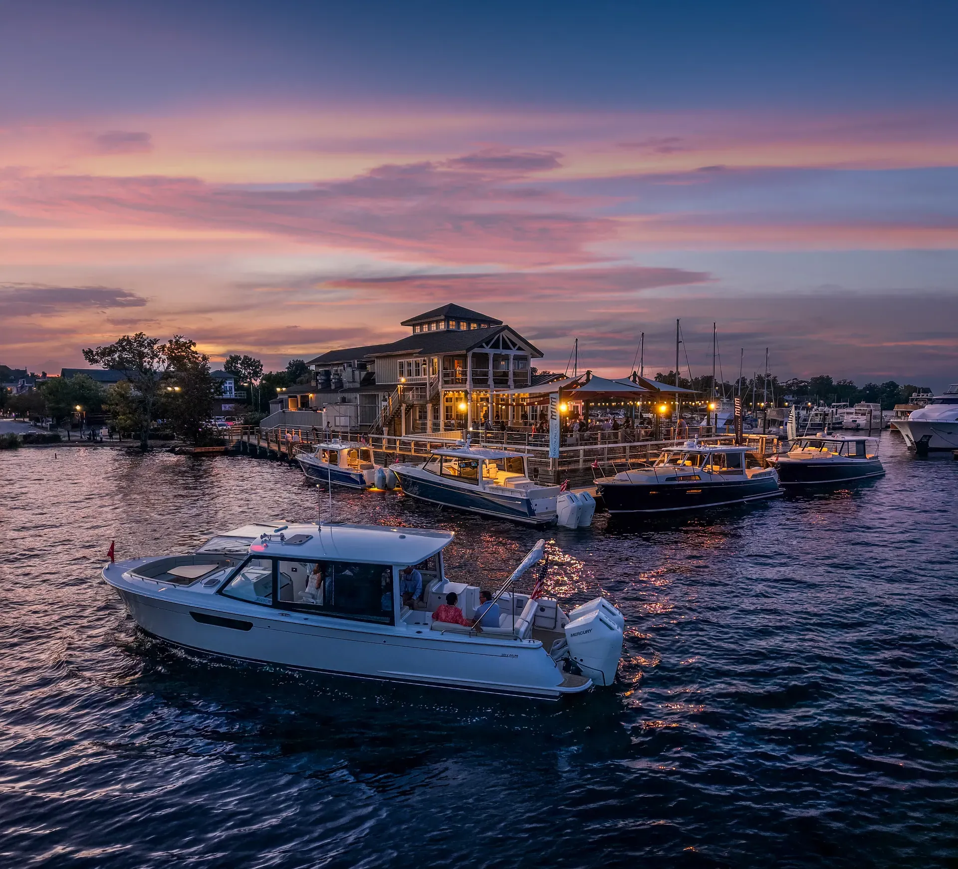 MJM Yacht experience on the open water