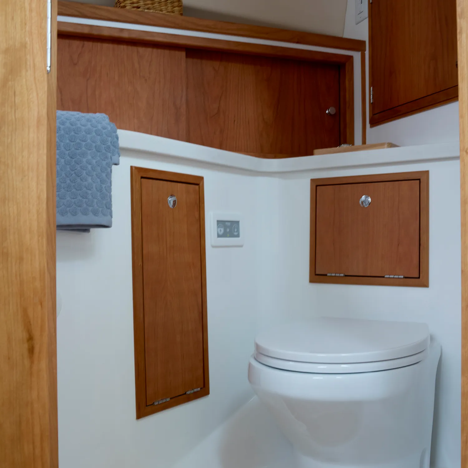 MJM 47X gallery image 8