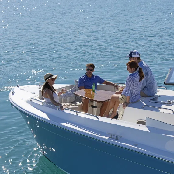 MJM 47X helm interior