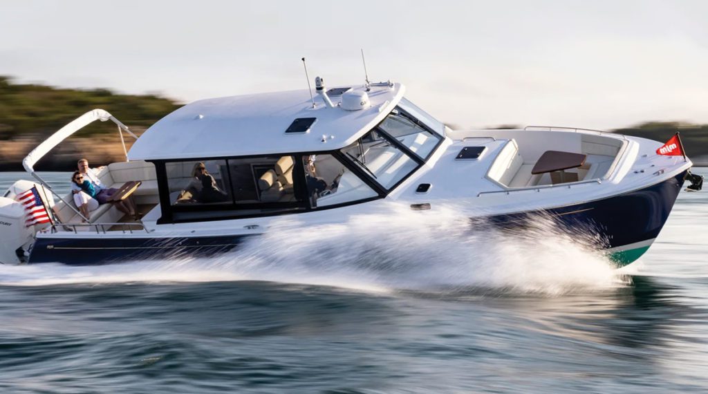 MJM 4 tested by power and motor yachts