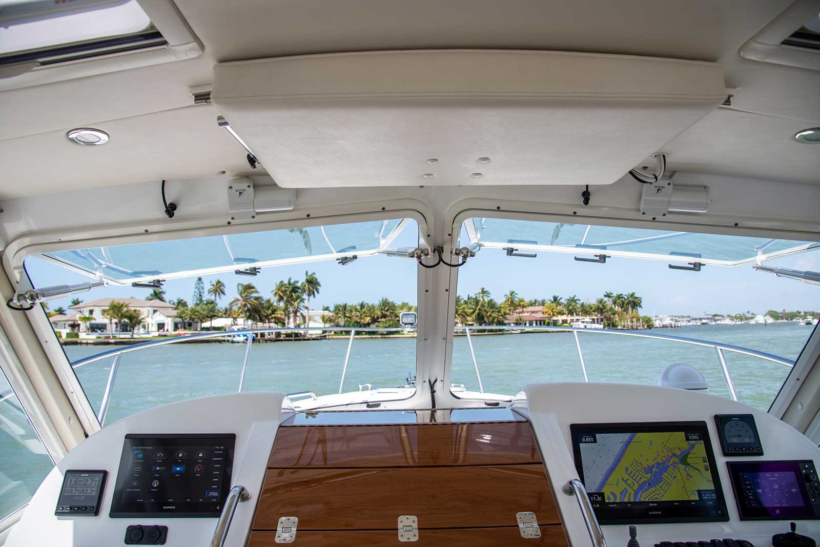 MJM35-looking-out-pilothouse